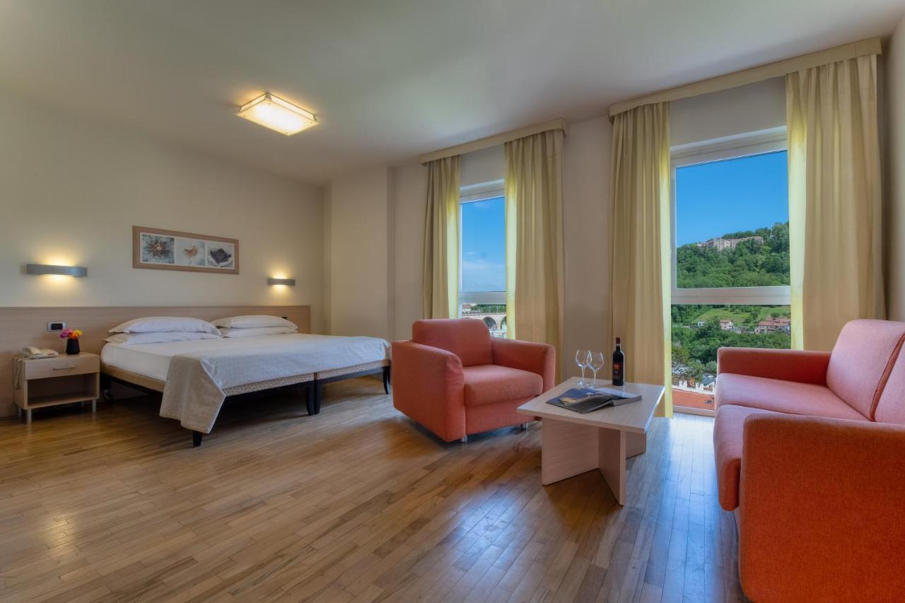 Park Hotel มอนโดวี ภายนอก รูปภาพ