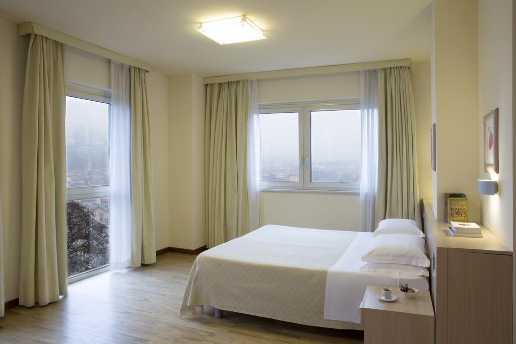 Park Hotel มอนโดวี ภายนอก รูปภาพ
