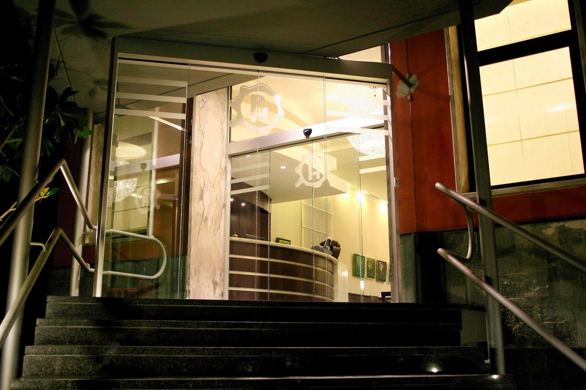 Park Hotel มอนโดวี ภายนอก รูปภาพ